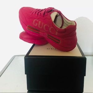 GUCCI Pink Leather Rhyton Sneaker